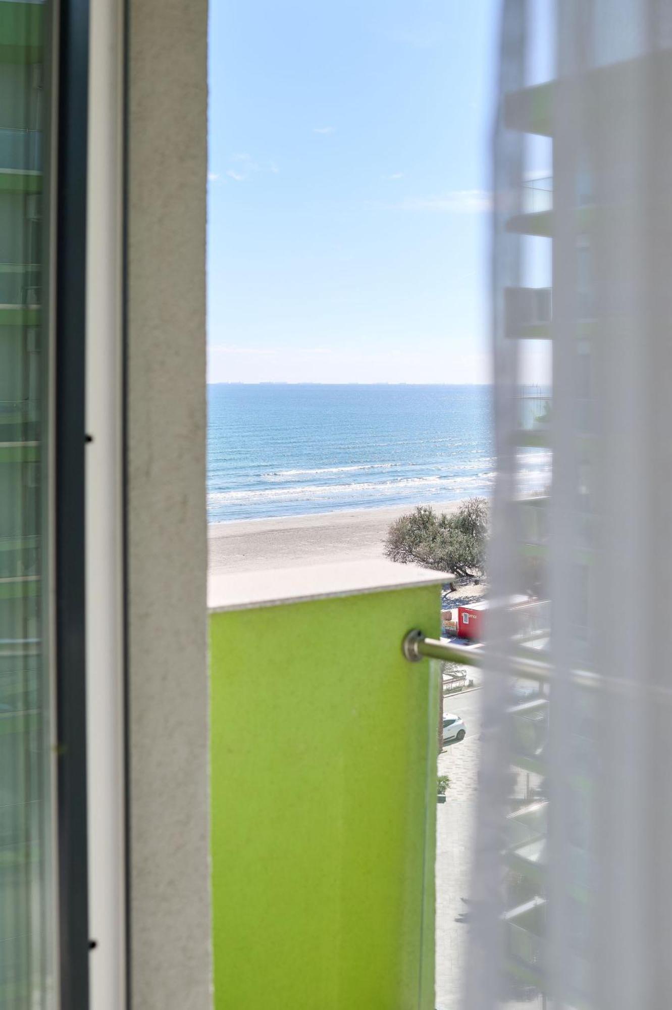 Sara Blu Apartment Spa And Pool Beach Resort Mamaia Bagian luar foto