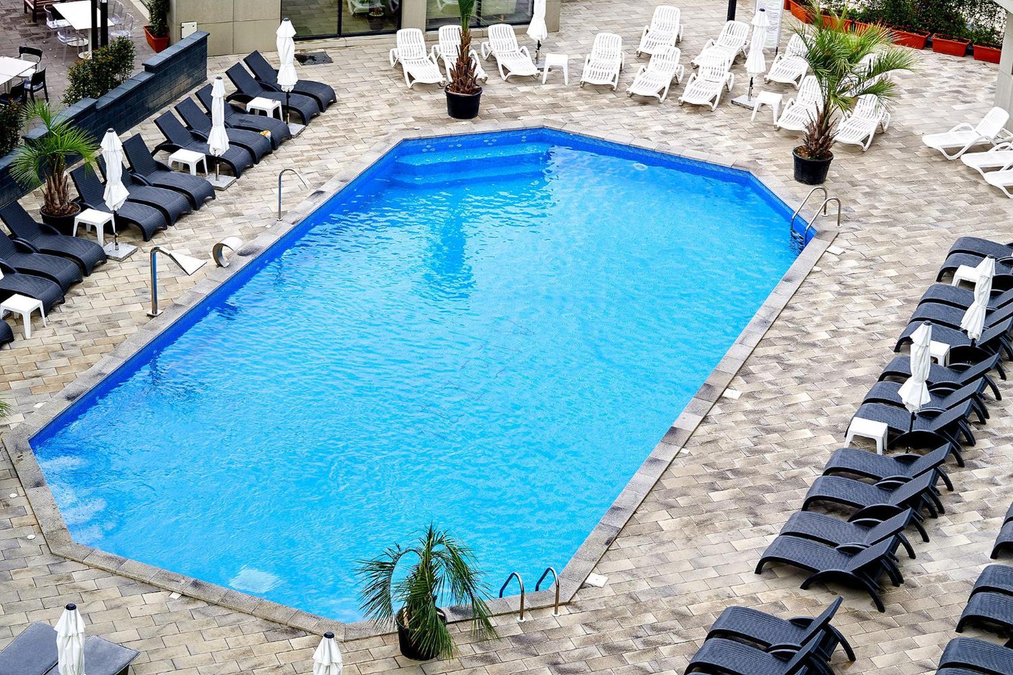 Sara Blu Apartment Spa And Pool Beach Resort Mamaia Bagian luar foto