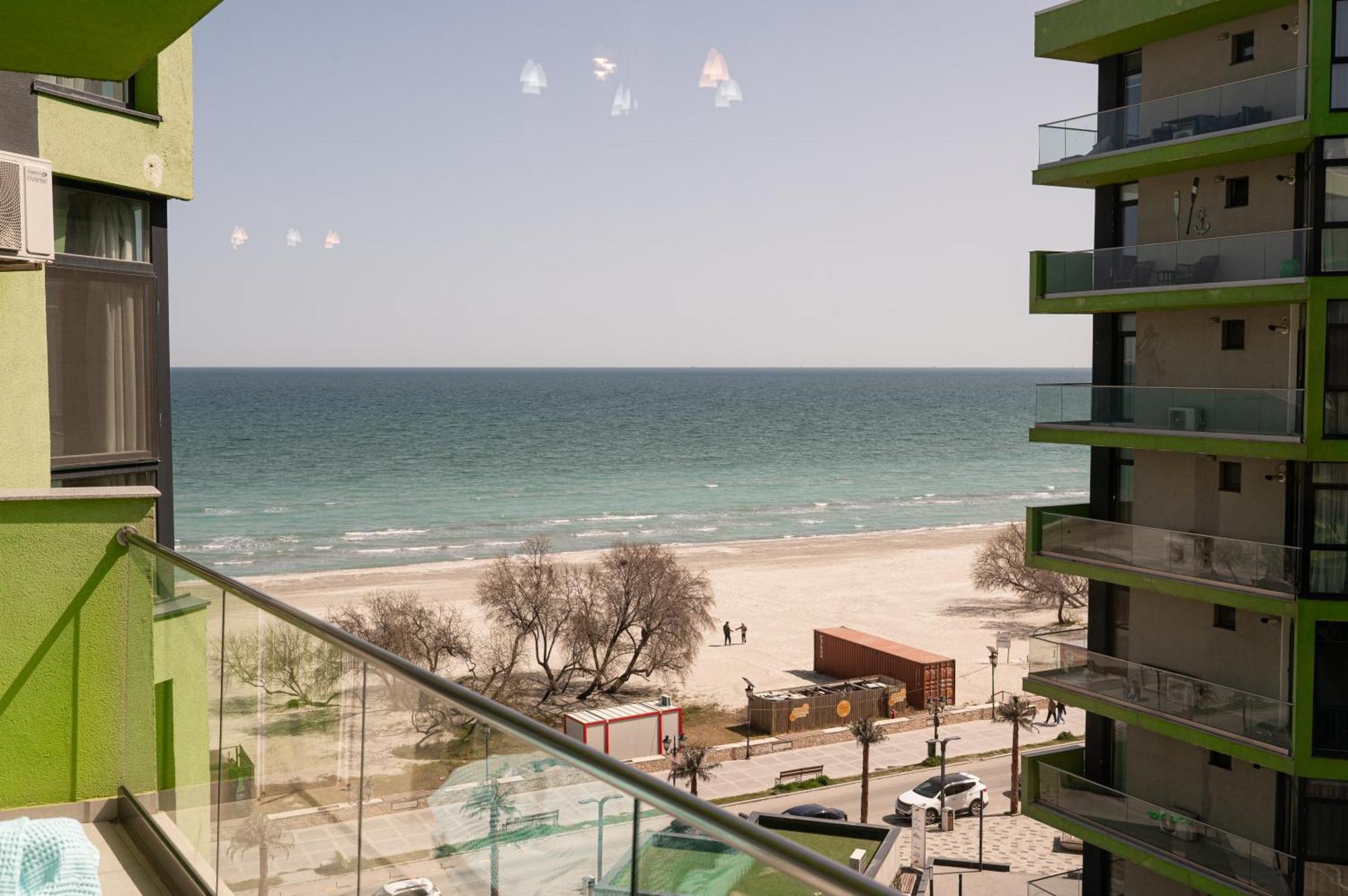 Sara Blu Apartment Spa And Pool Beach Resort Mamaia Bagian luar foto
